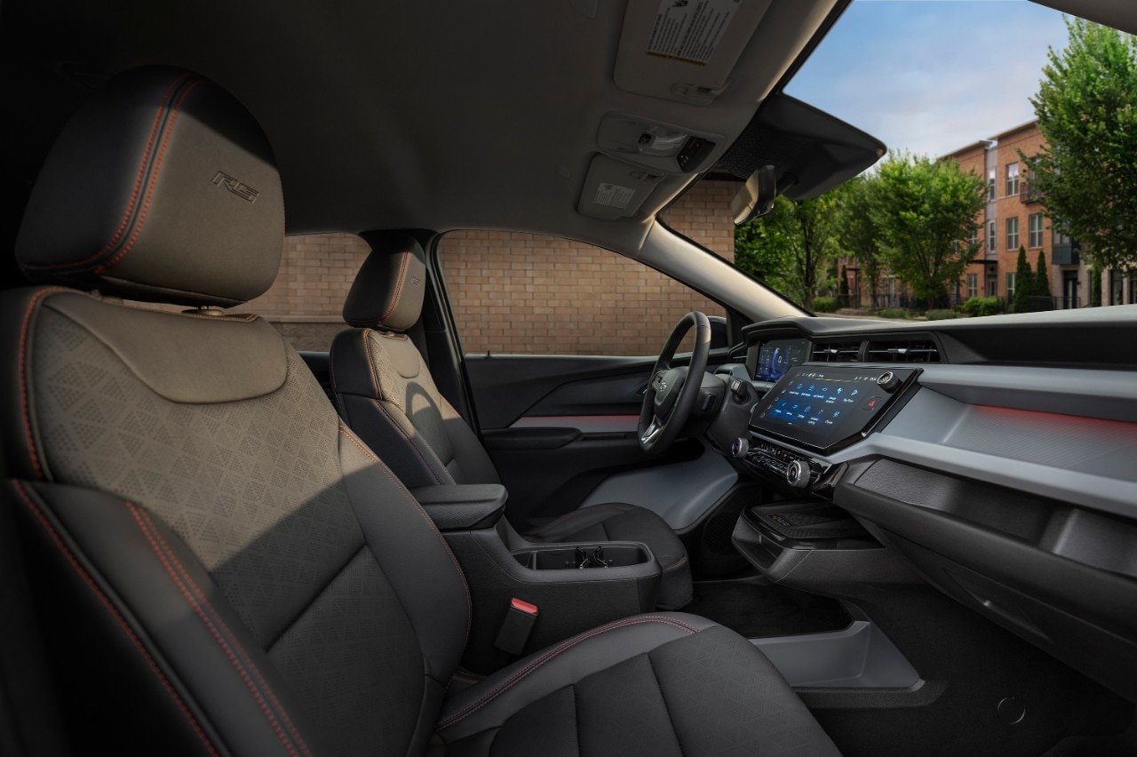 Interior of the Chevrolet Bolt RS with red stitching detail.